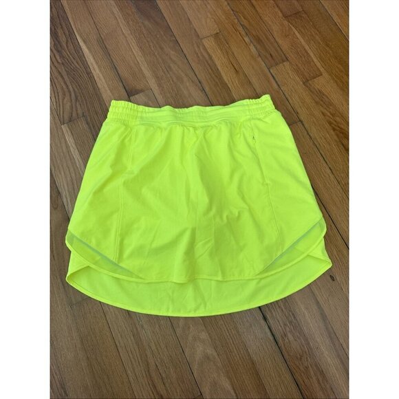 lululemon athletica Pants - Lululemon Women's Hotty Hot High-Rise Skirt Skorts neon Highlight Yellow Size 10